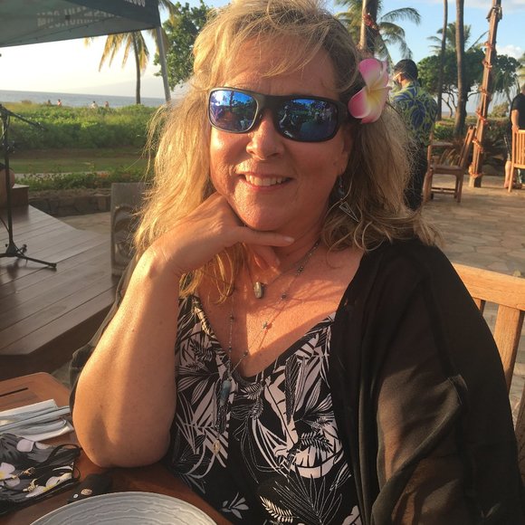 Hi 🤗 Welcome Hugs! - Picture 1 of 13